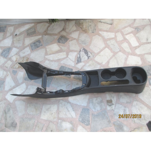 ORTA VE VİTES KONSOLU HYUNDAI İ20 2008-2014